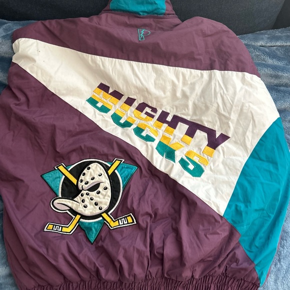 Starter Anaheim Ducks Jacket NHL Fan Apparel & Souvenirs